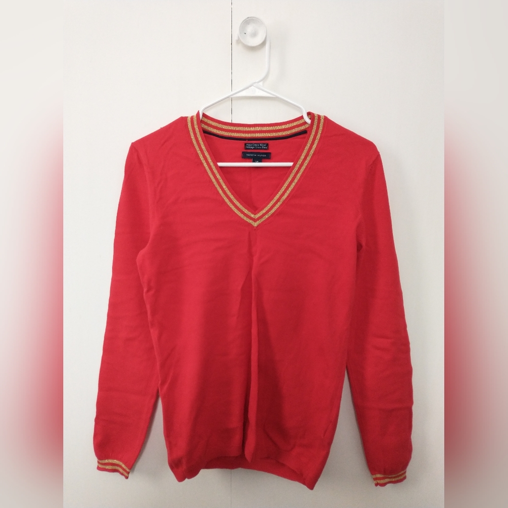 Like new Tommy Hilfiger pima cotton blend sweater